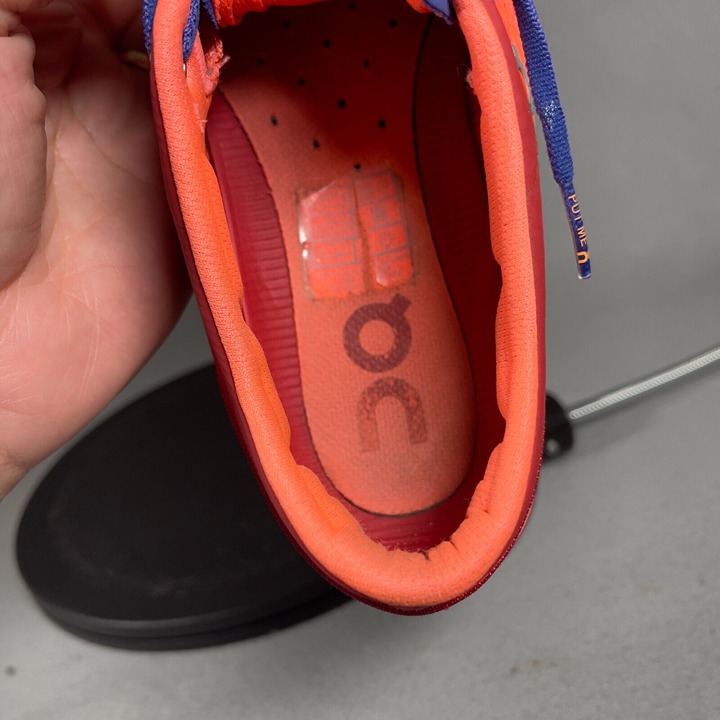 On Cloud X Running Shoes Red Womens Size 7 - detail