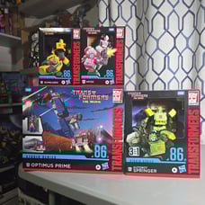 TRANSFORMERS lot studio series 86 OPTIMUS PRIME, BUMBLEBEE, ARCEE, AND SPRINGER.
