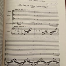 Brahms: Choral songs for two horns and harp, Op. 17, and others - Score.