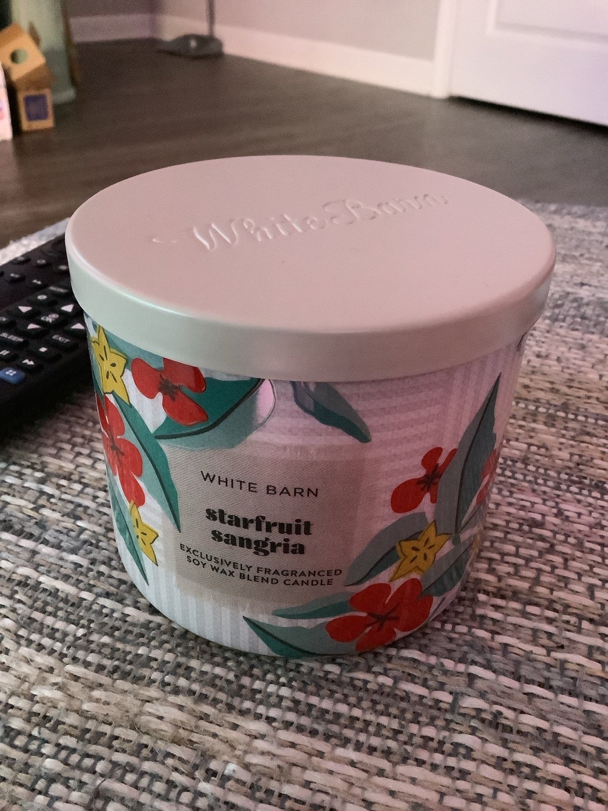 Star fruit sangria bath and body works candle