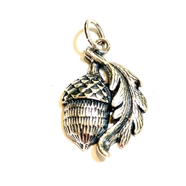 .925 Acorn Vintage Sterling Silver Jewelry Charm #fall #tree