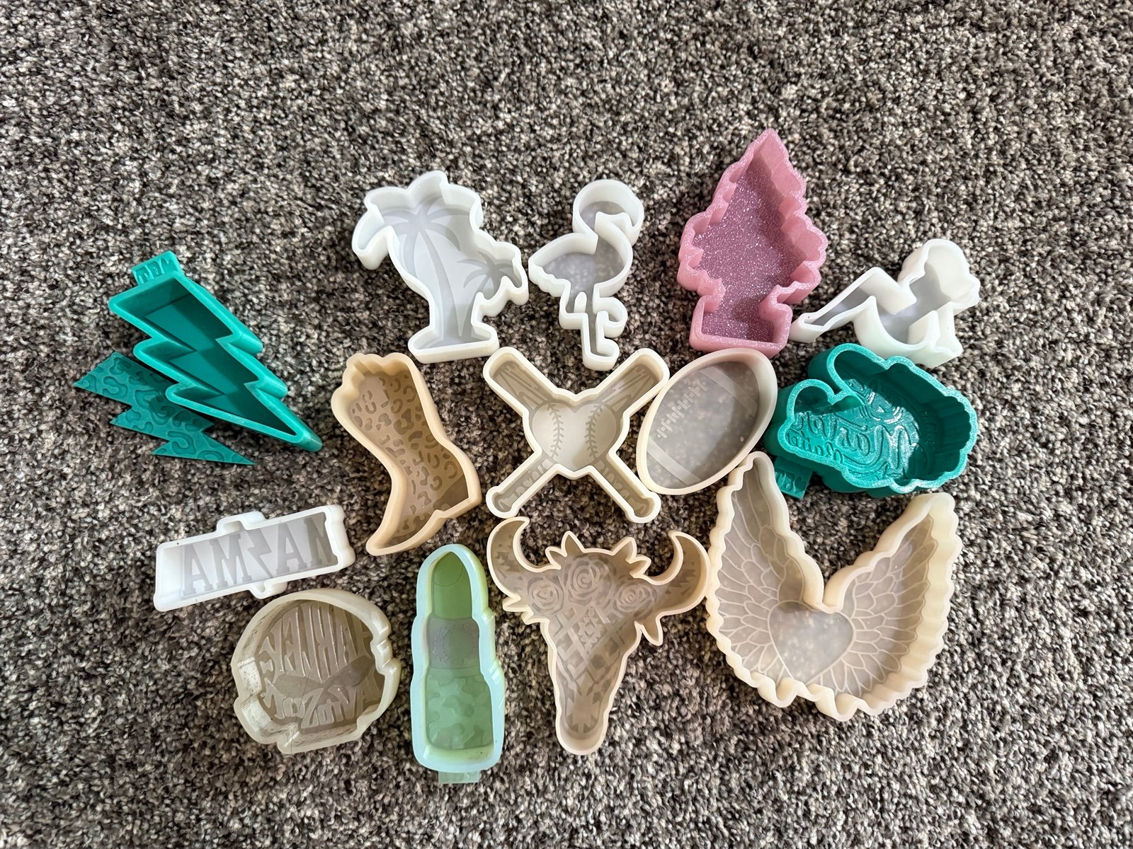 molds