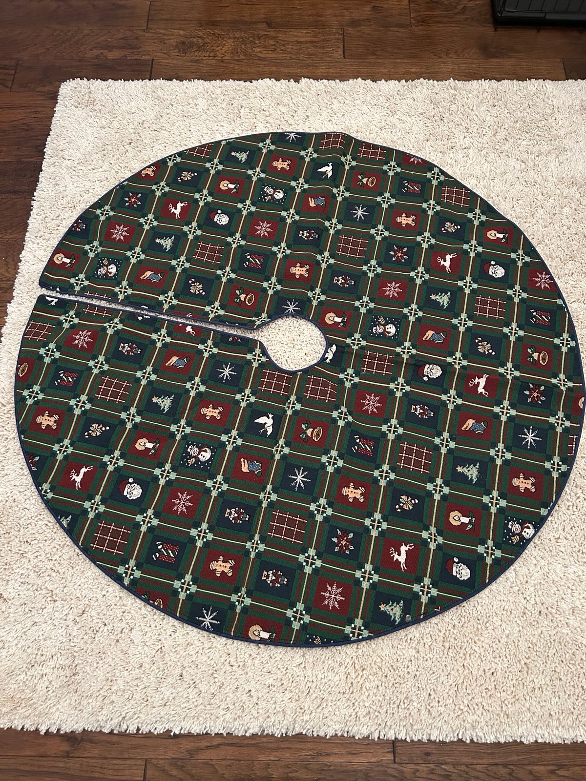 50 inch Christmas tree skirt in blue and green with snowman gingerbread men