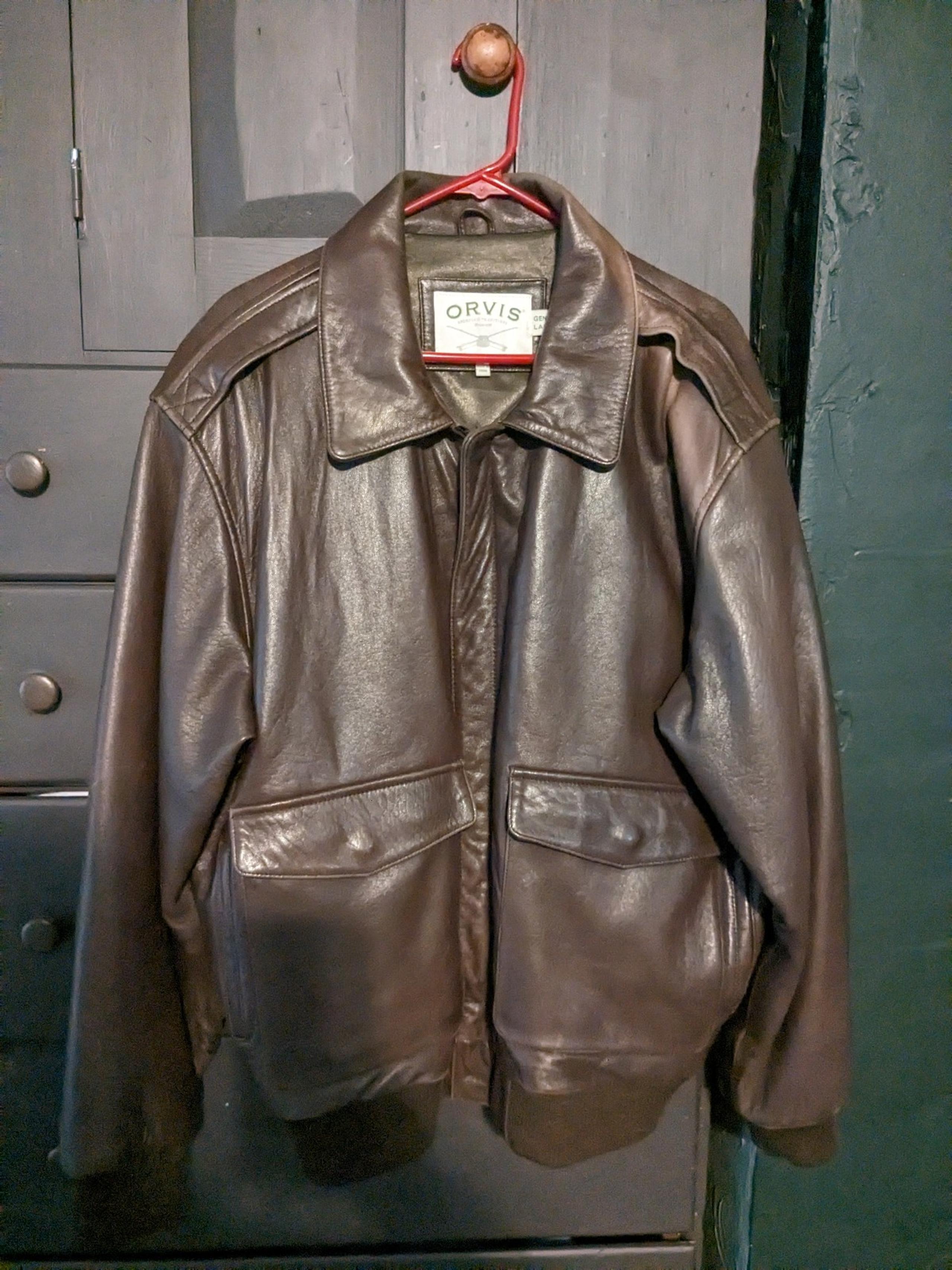 1970’s vintage ORVIS Mens Large Brown Lambskin Leather Bomber Jacket