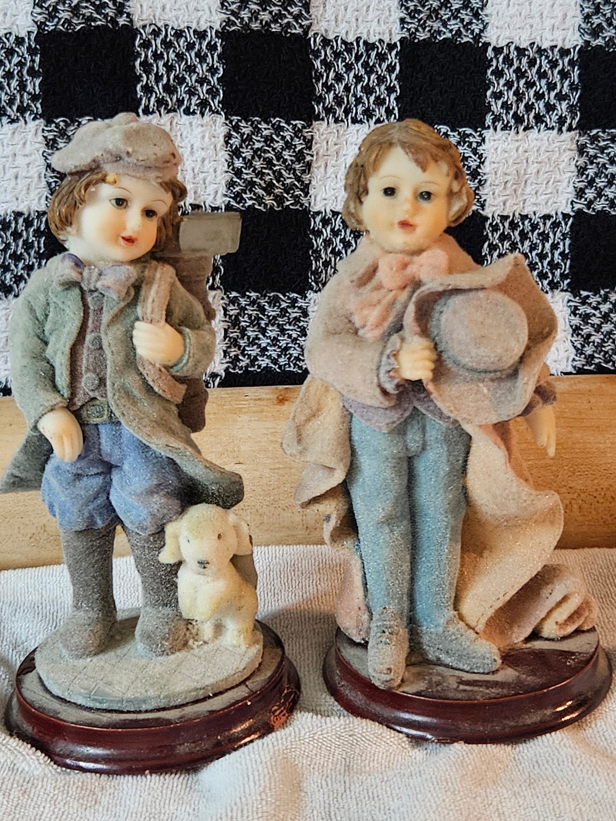 Vintage Collectible Figuirines
