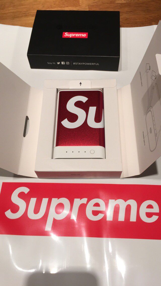 Supreme x Mophie Encore Plus 10k Charger