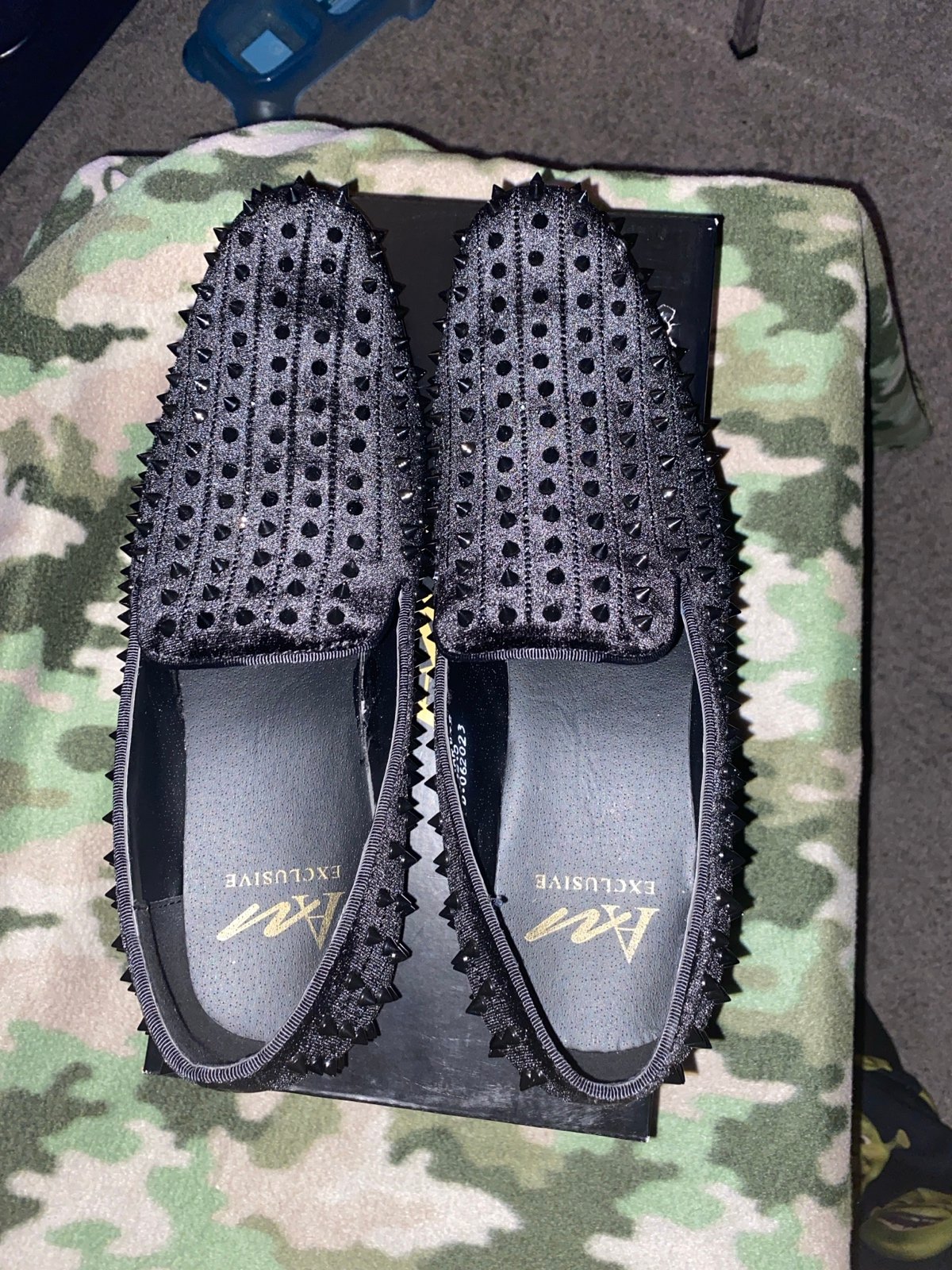 Black spiky dress shoes