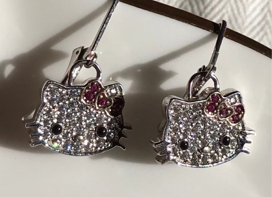 Hello Kitty Sanrio pave cz Sterling Silver 925 dangle drop Earrings