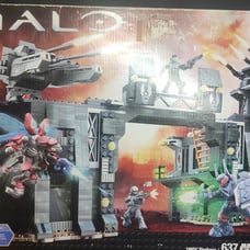 Mega bloks Halo UNSC FIREBASE MISSING FIGURES