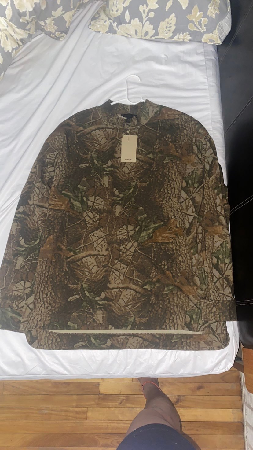 Yeezy Szn 3 Camo Crewneck