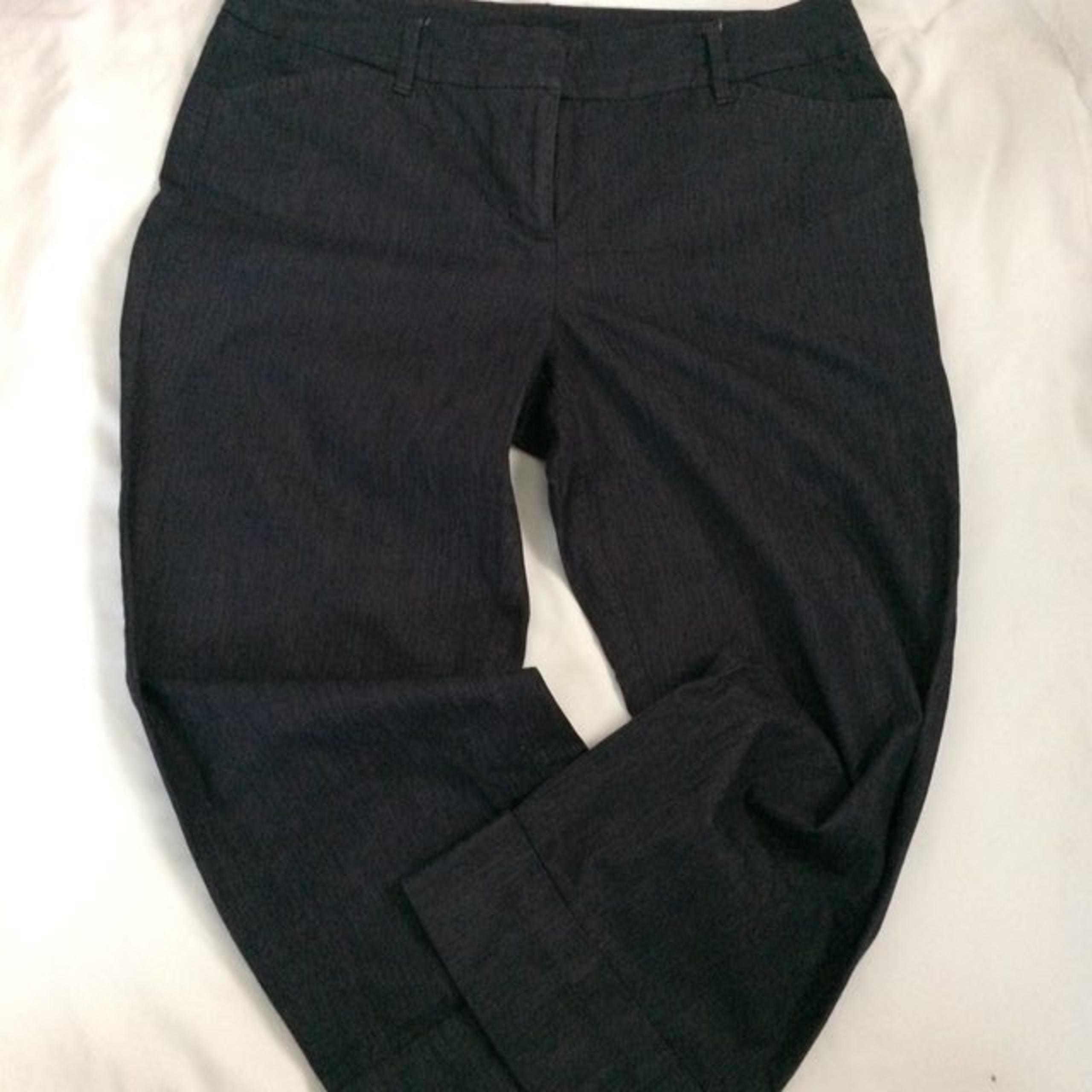 Ann Taylor Capri Pants Sz 8