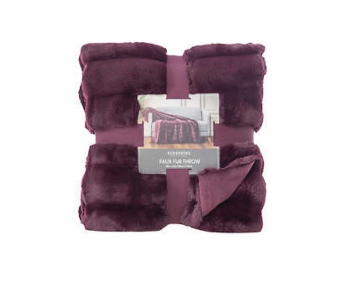 Berkshire Collection Faux Fur Throw ( [Purple] (60 X 70 )