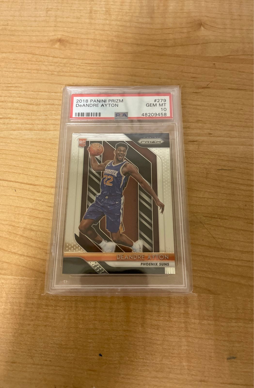 PSA 10 deAndre Ayton prizm rookie