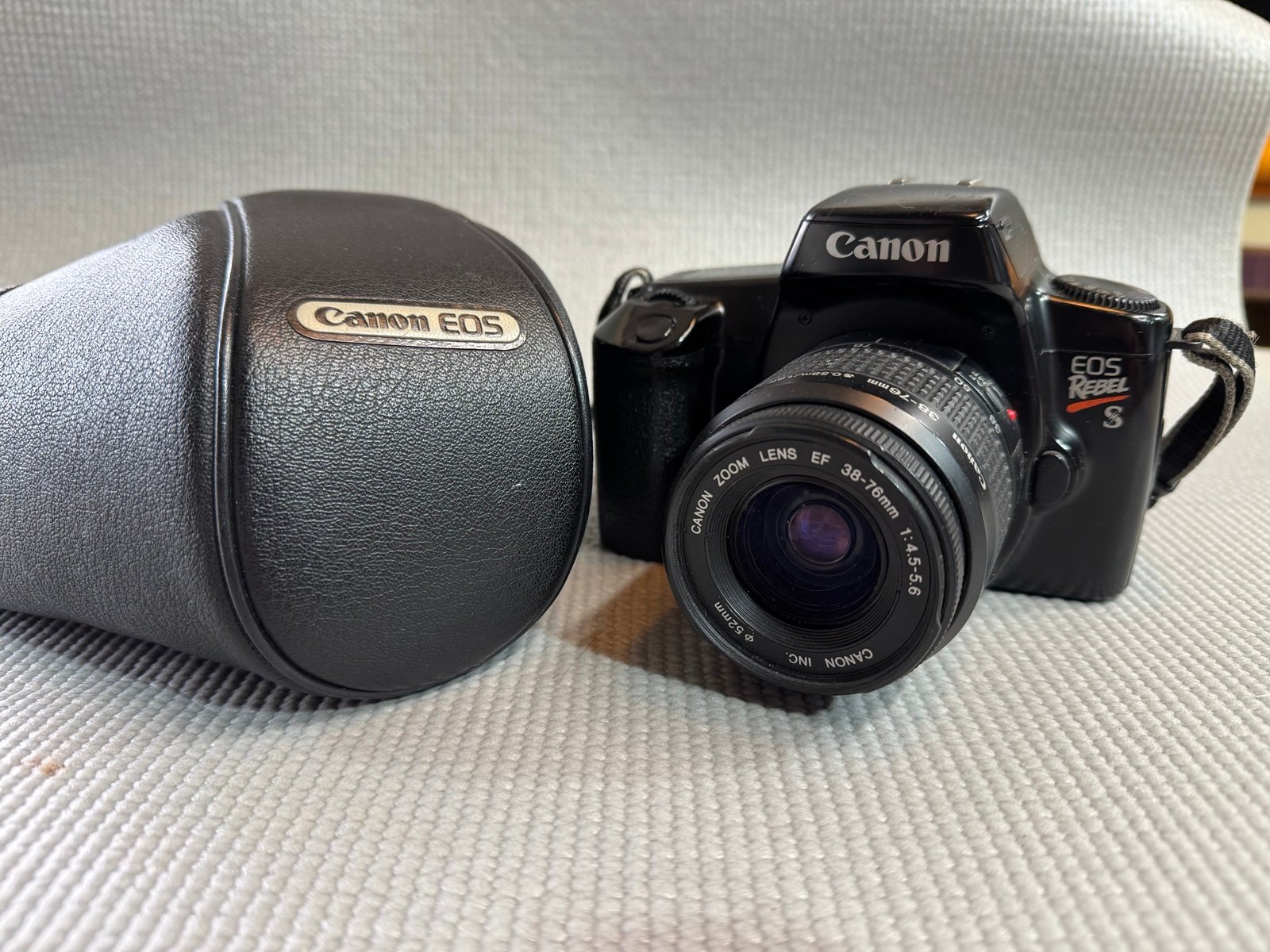 Canon EOS Rebel S II Film Camera, Battery, Canon Zoom Lens EF II 35-80mm 1:4-5.6