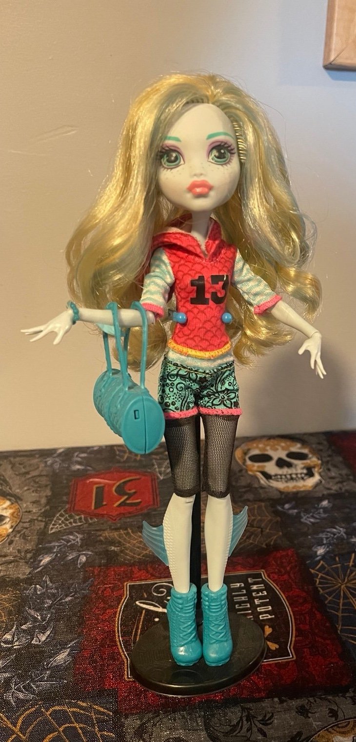 Monster High Lagoona Blue - How do you Boo?/1st Day of School