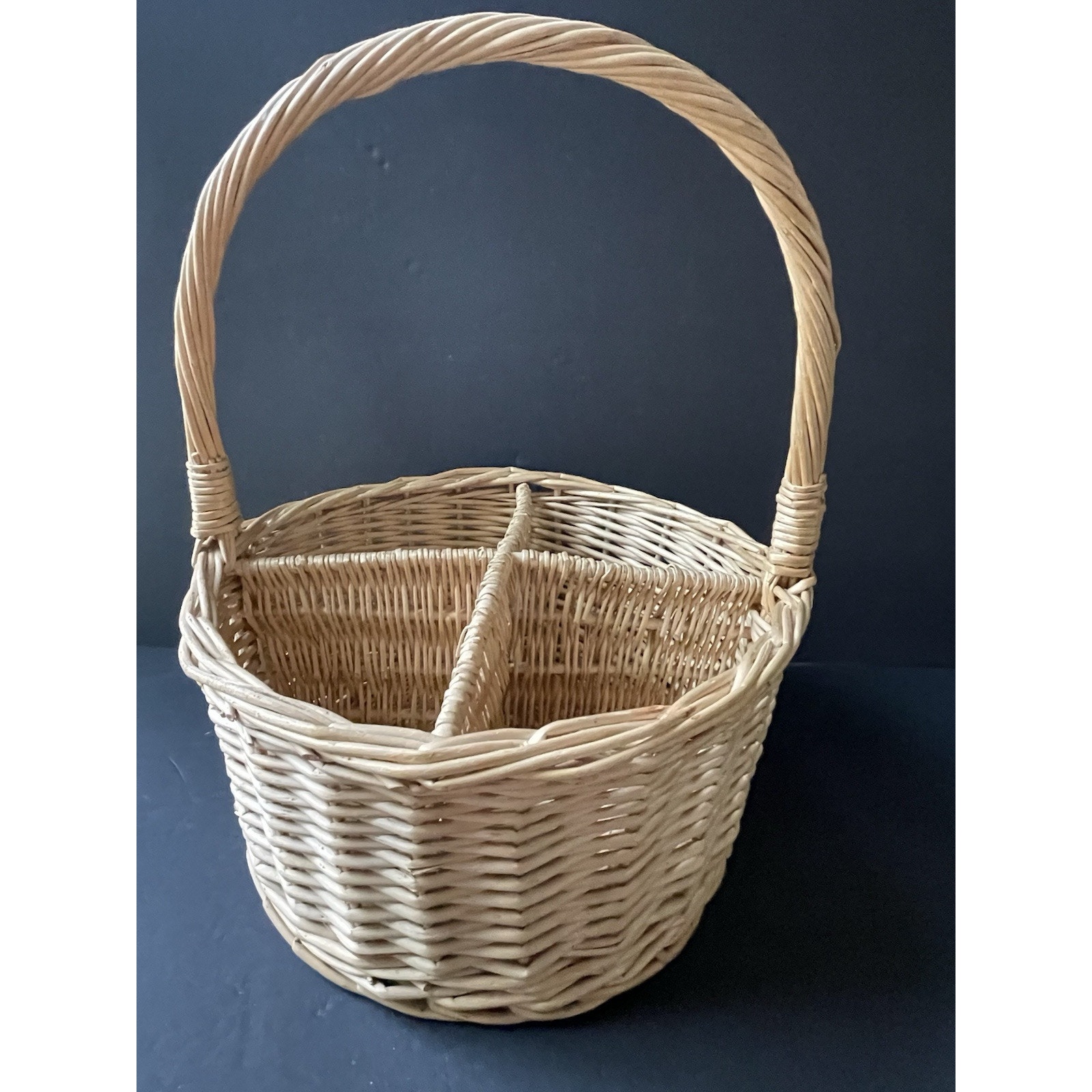 Vintage Wine Bottle Basket Sectioned Holder Wicker Straw Handle Picnic Cocktail