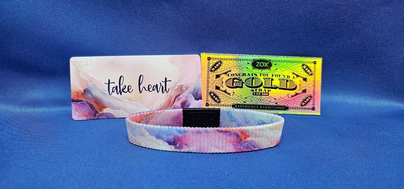 ZOX GOLD TAKE HEART w/gold reward Card