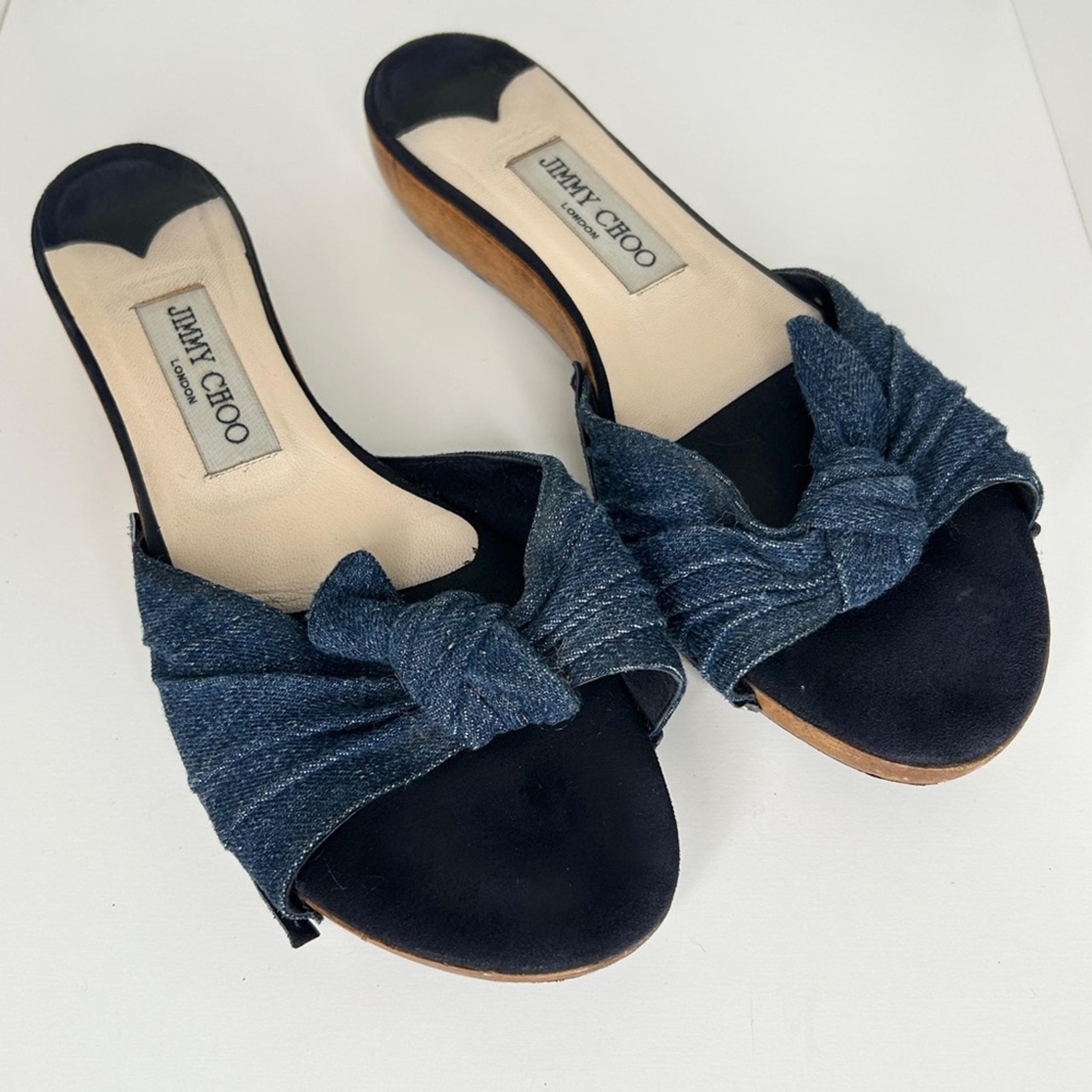 JIMMY CHOO Sandals Size 38 Vintage Blue Denim Bow Knot Suede Wood Slip On Slide