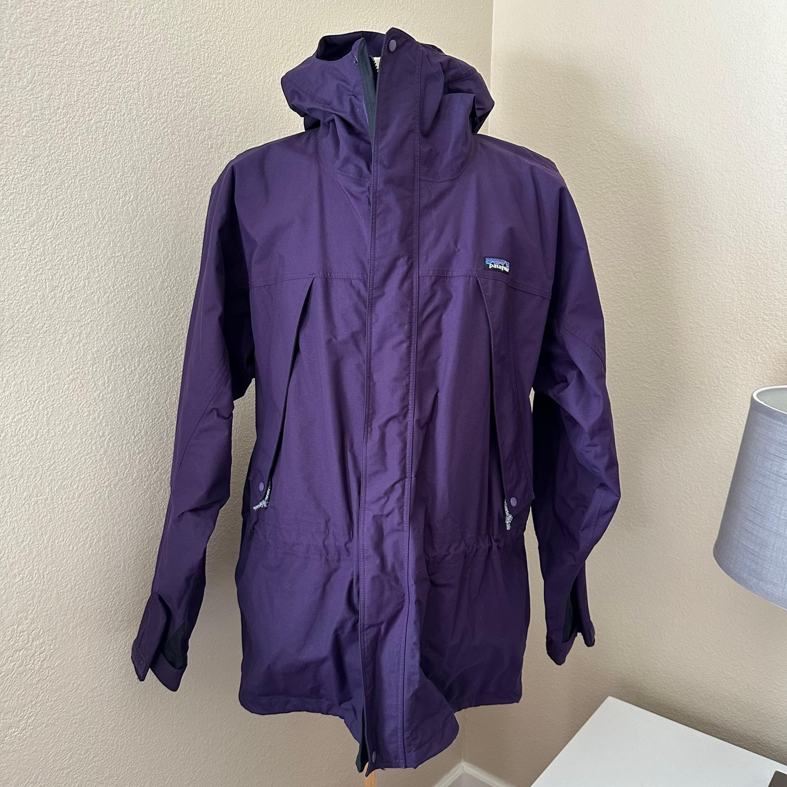 Vintage 90's PATAGONIA nylon Hooded PARKA Mens L LINED PURPLE /Blue Jacket