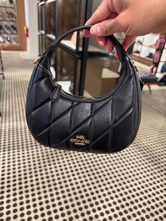 NWT COACH Carmen Mini Crossbody Bag With Quilting CY710