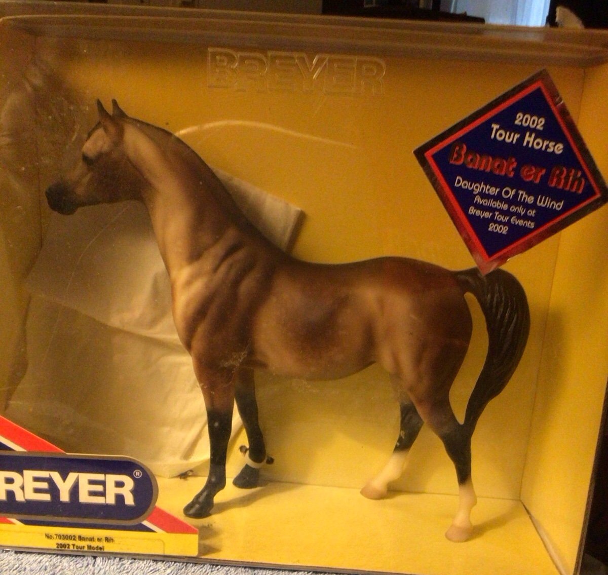 Proud Arabian Mare Banat er Rih