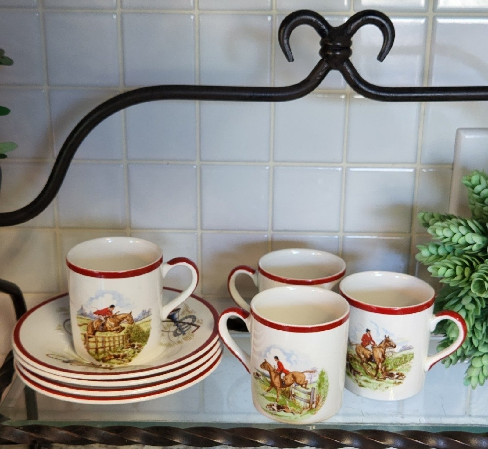Fondeville Ambassador Ware “English Hunting Scenes” Child's Teacup & Saucer Set - detail