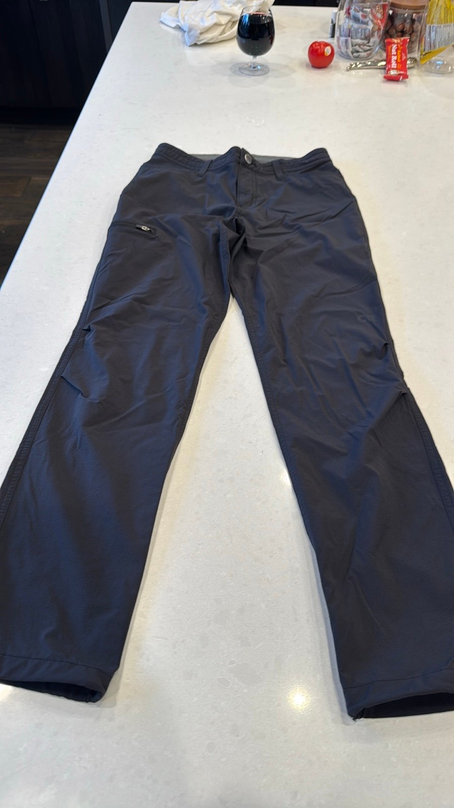 Outdoor research women’s size 2 Black Outdoor Research Pants excellent shape.