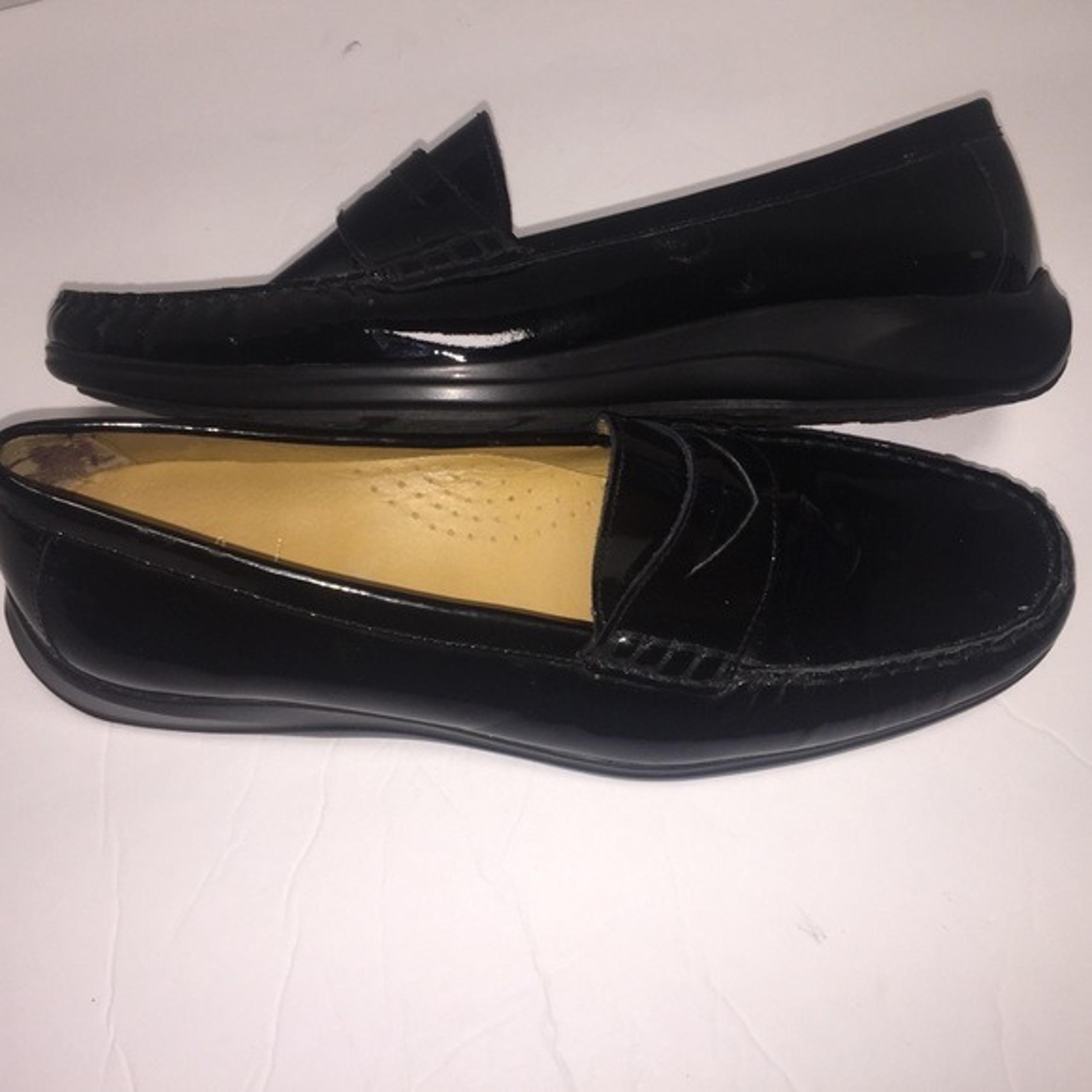 Cole haan penny loafer patent leather 9