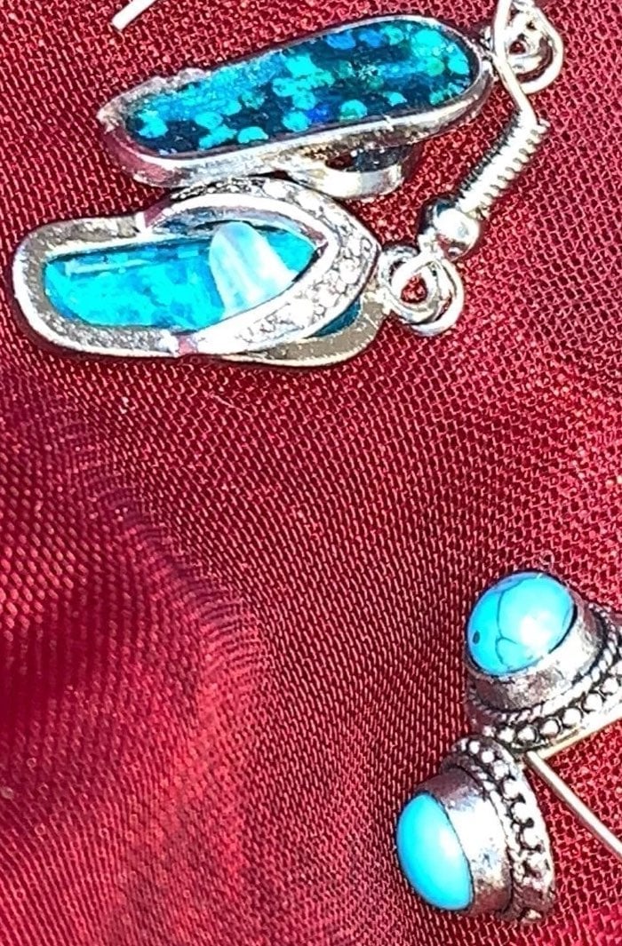 gorgeous earrings!