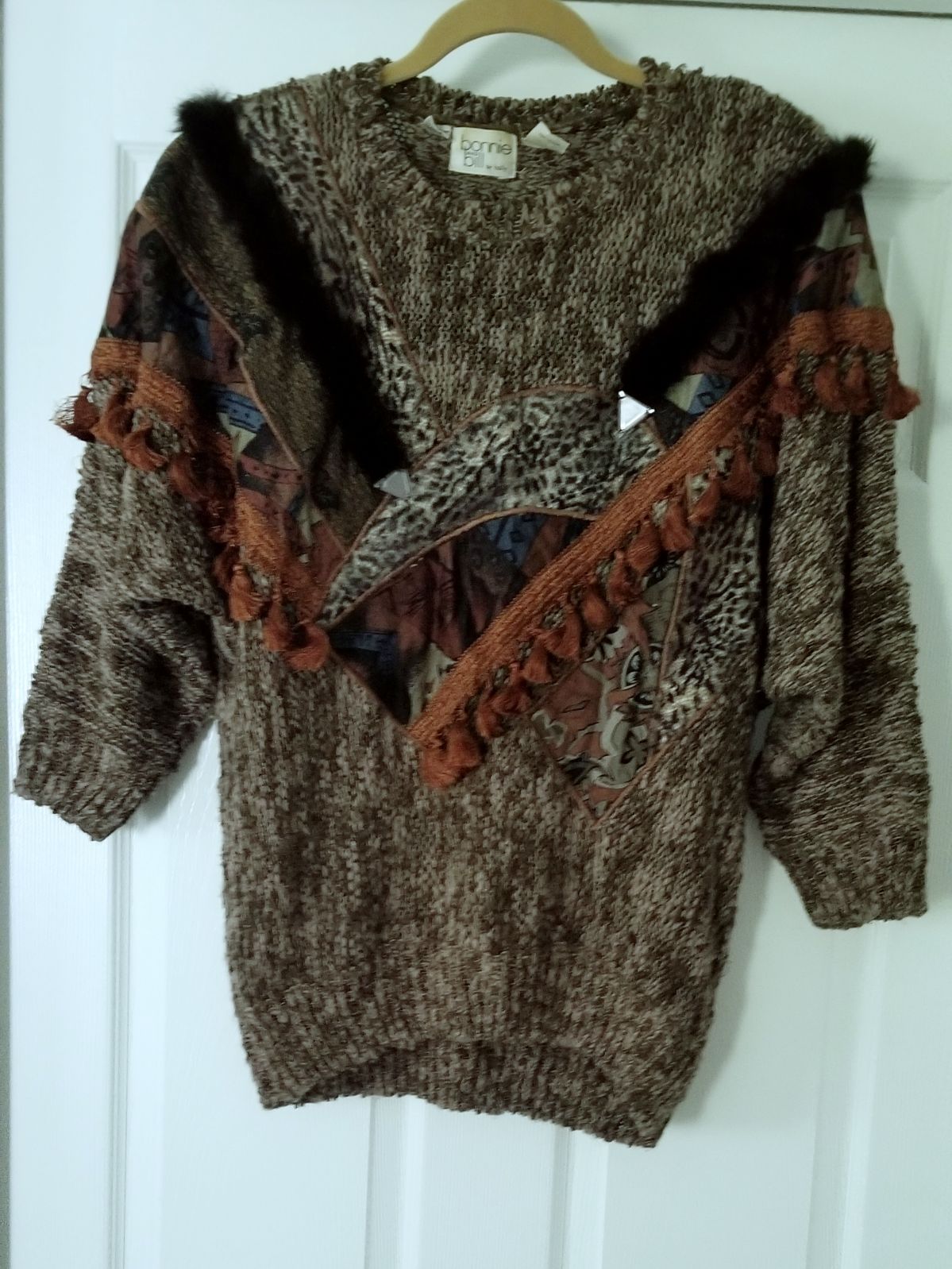 Vintage Artwork knit crochet sweater M