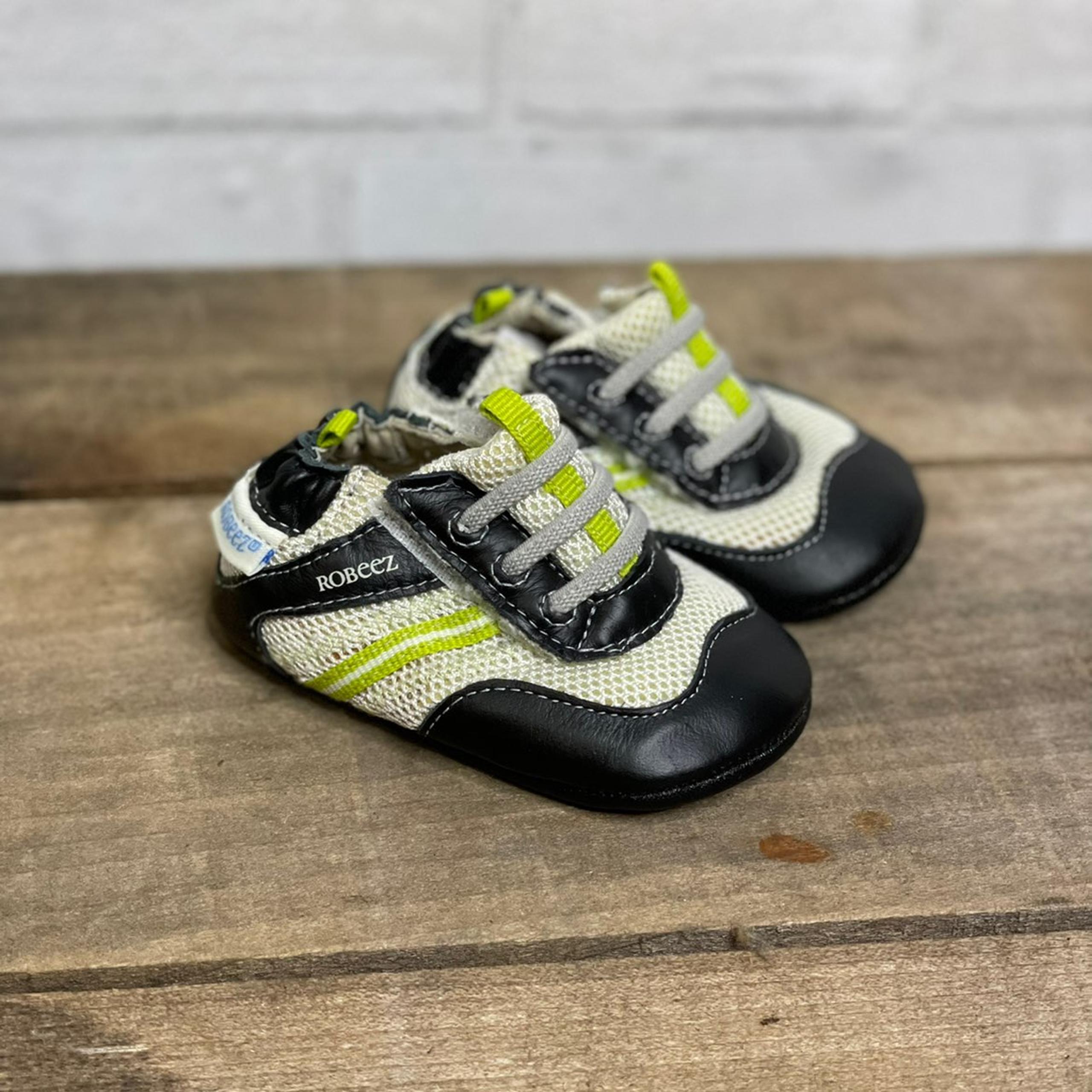 Robeez Infant Leather Sneaker Crib Shoe