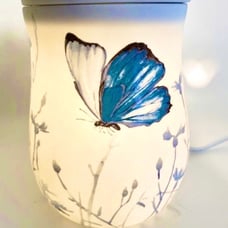 Scentsy “Free to Fly” Full Size Scented Wax Warmer Butterfly, Flowers - NIB