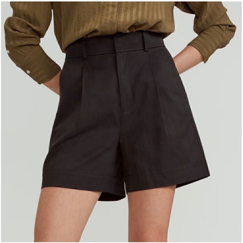 Everlane The Way High Drape Short Women's 4 Black Pleated Pockets Tencel NWOT