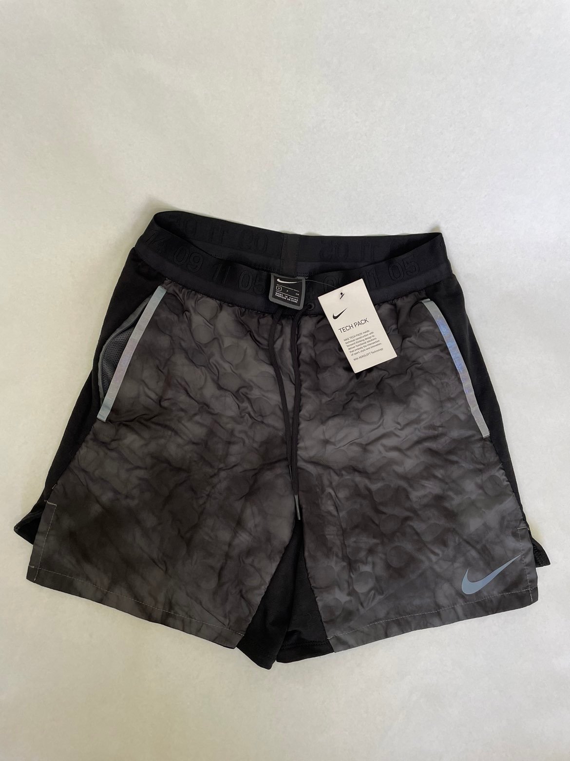 NIKE AEROLOFT MEN'S RUNNING SHORTS