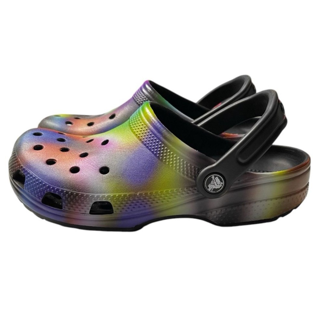 Crocs Classic Clog in Tie-Dye Swirl | Size J6