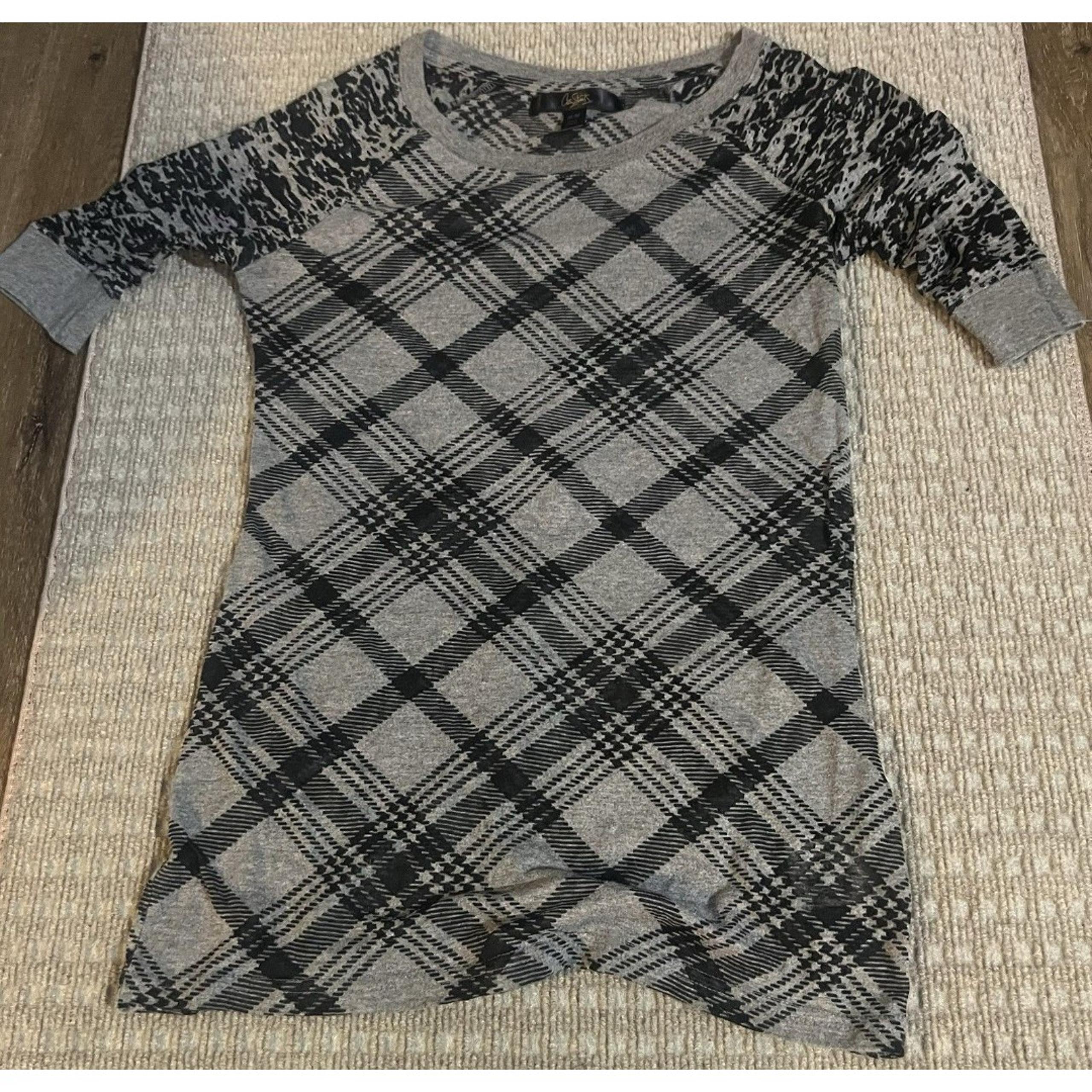 City Streets Medium Black Grey Stripes Women's Top Shirt