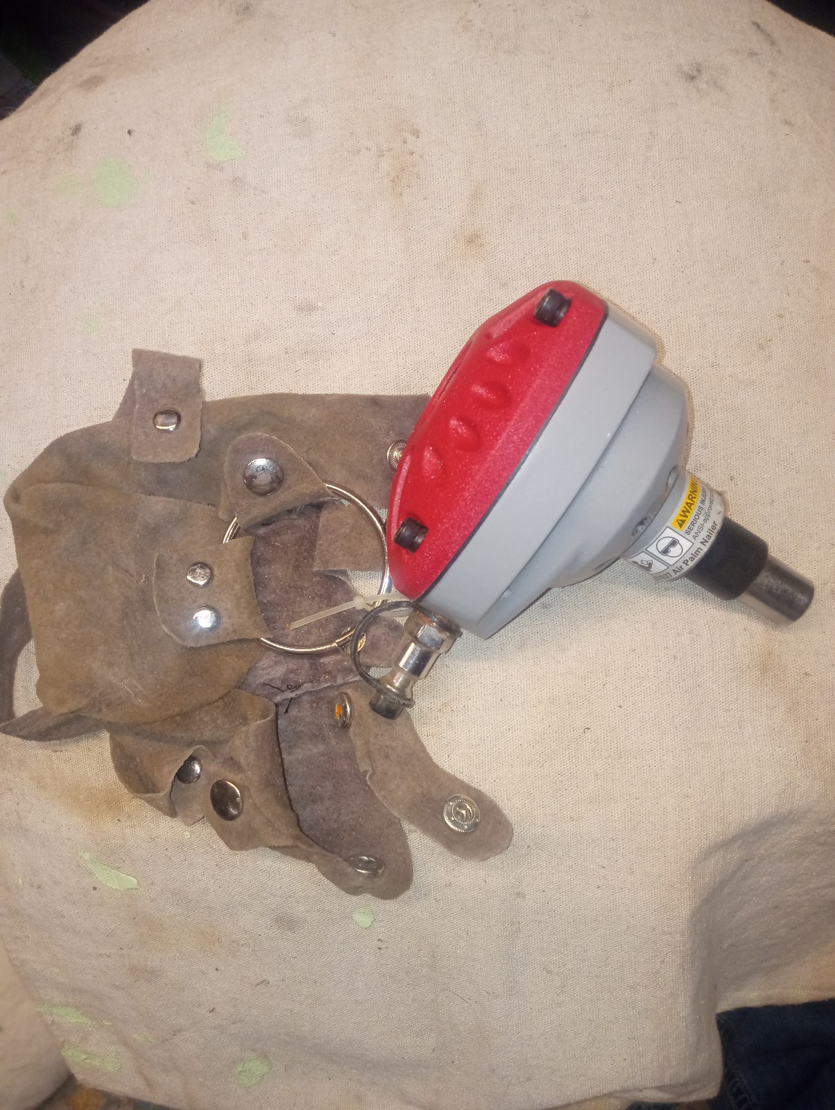 Palm air nailer