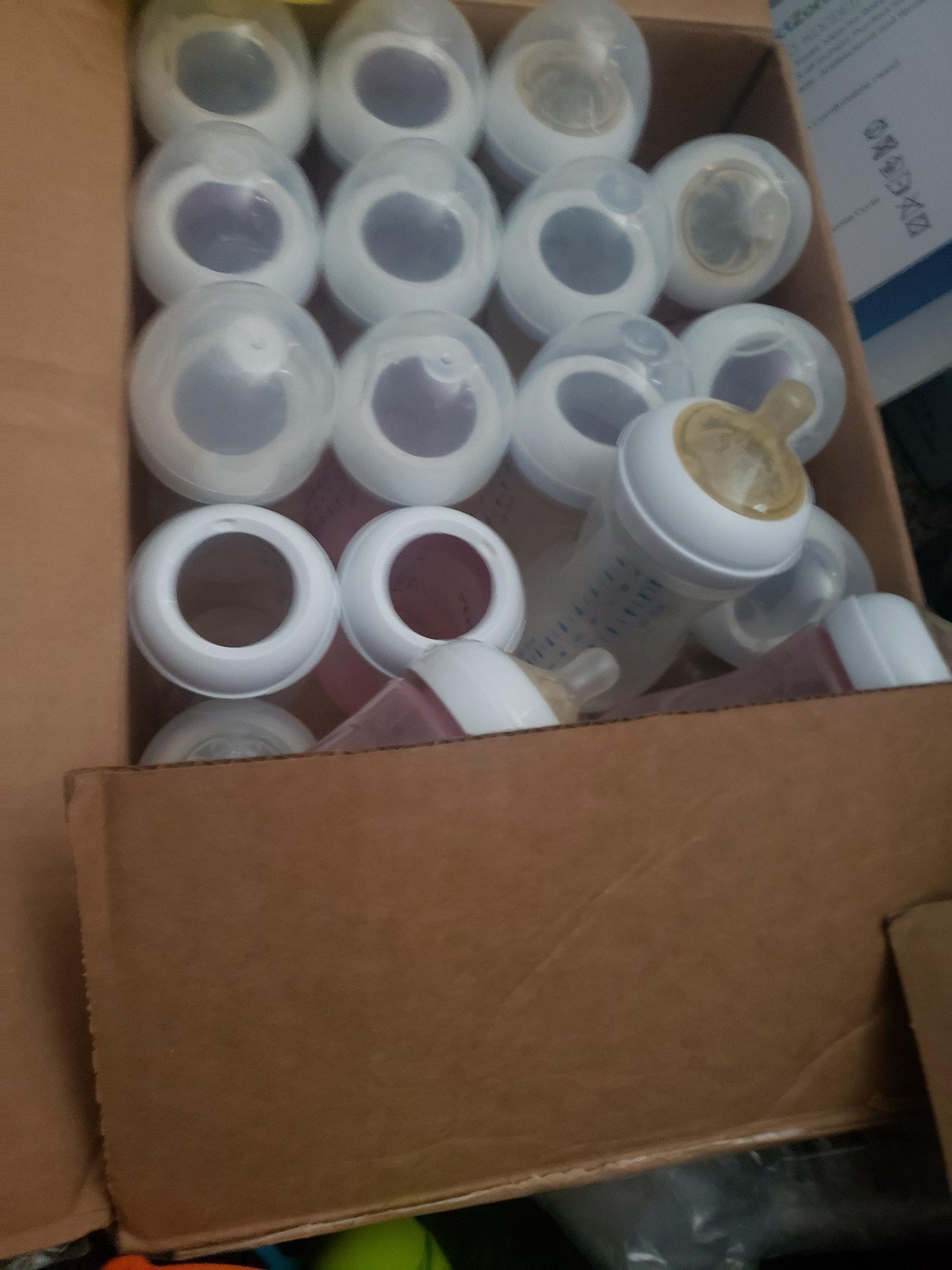 Philips AVENT baby bottles and sipppy cup