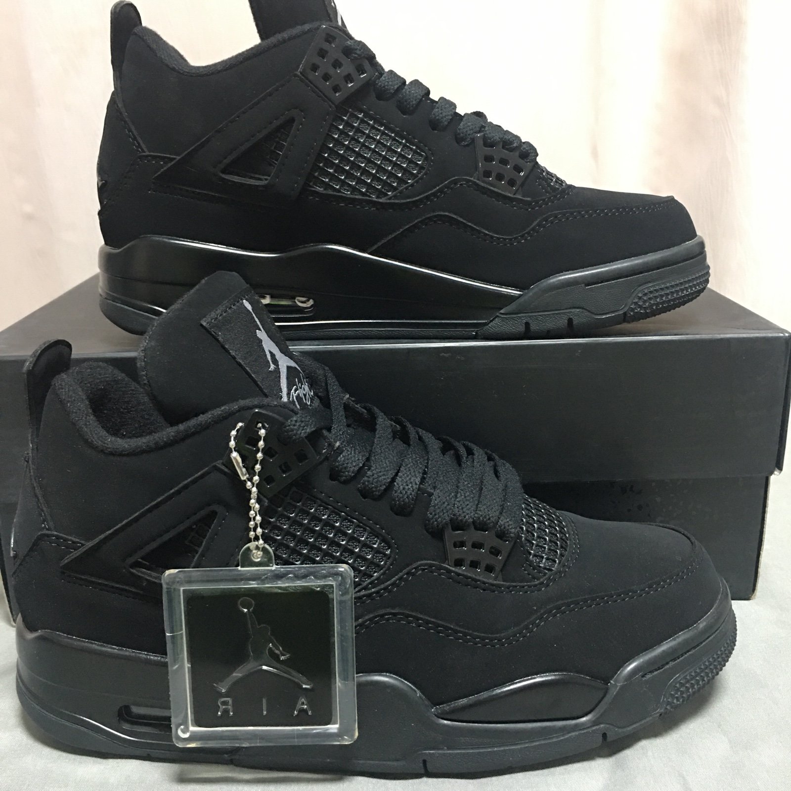 Jordan 4 black cat men size us 10.5