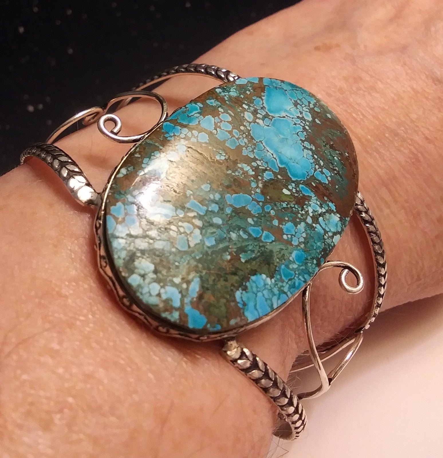 Stunning 925 Sterling Silver Turquoise Cuff Bracelet