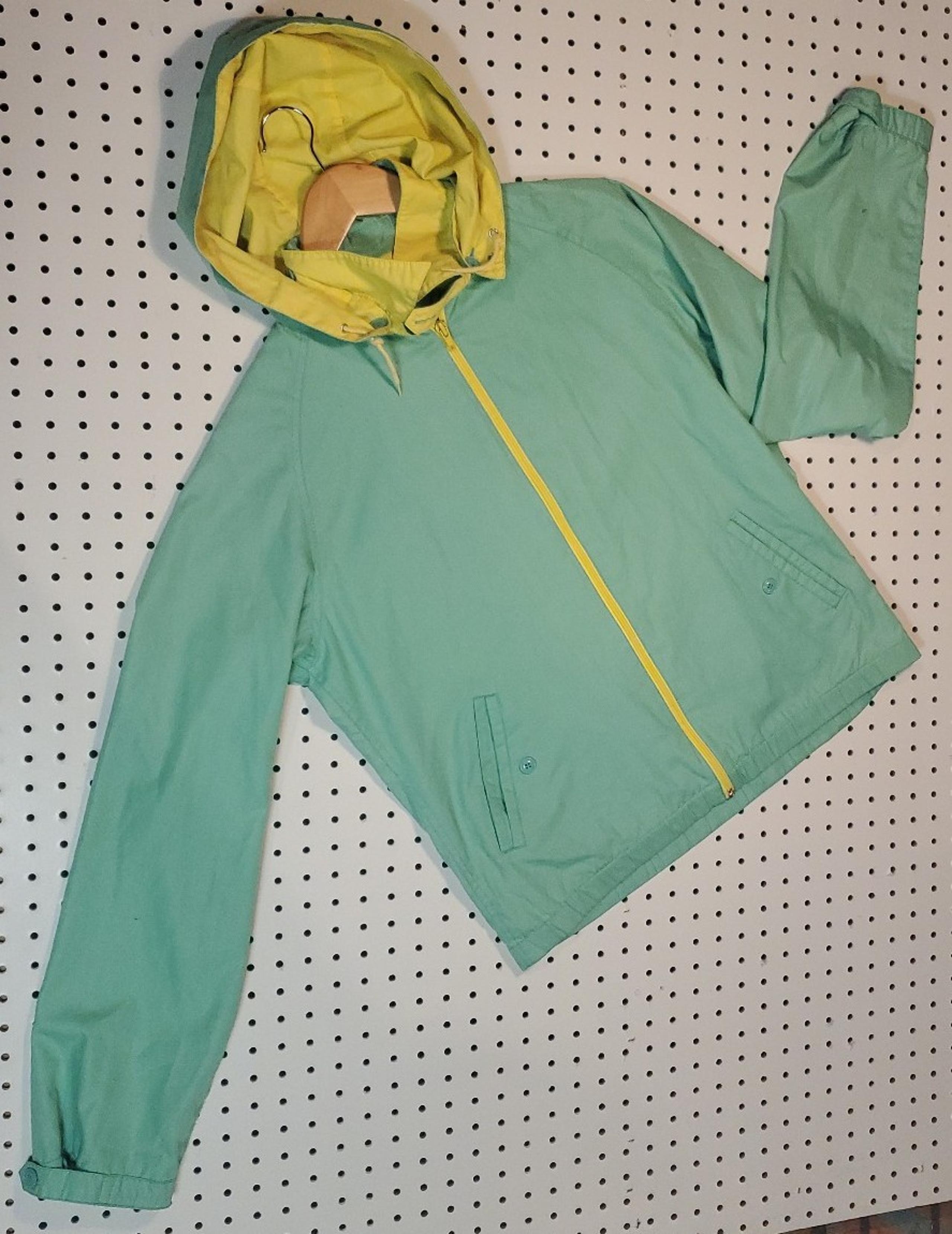 Vintage JCPenny Active Light Jacket Seafoam Green & Canary Yellow Size M
