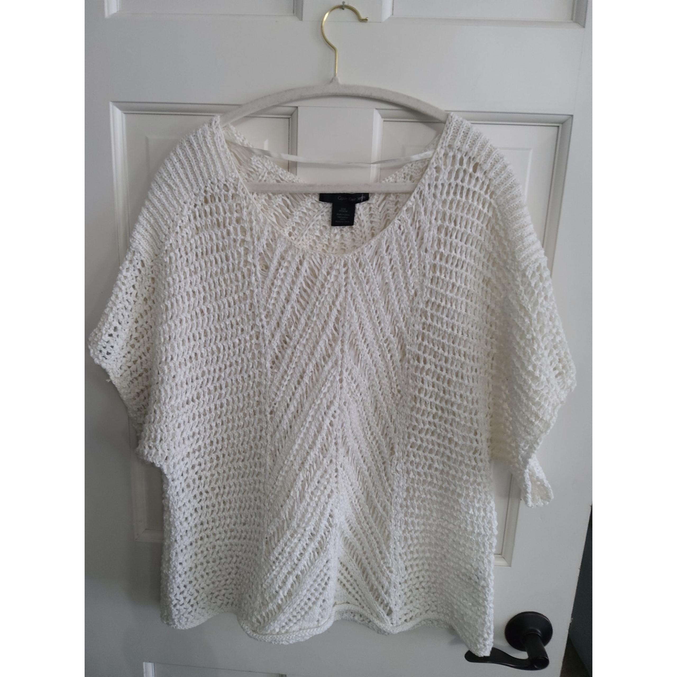 Calvin Klein Women's white cottagecore top, knitted, beachy, retreat