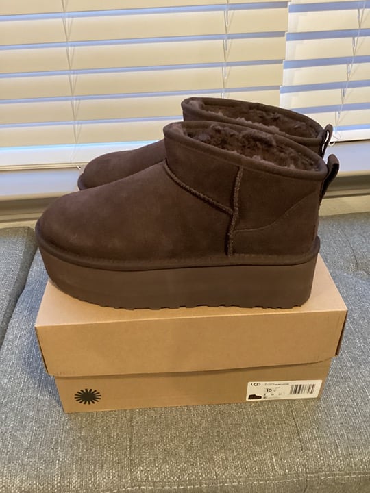 NWT UGG® Women's Classic Ultra Mini Platform Booties, size 10
