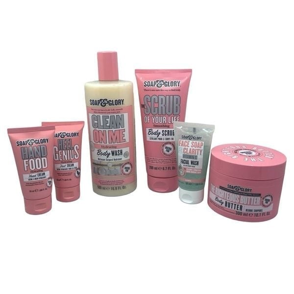 Soap & Glory Feeling Spa-Struck Kit - Original Pink Favorites