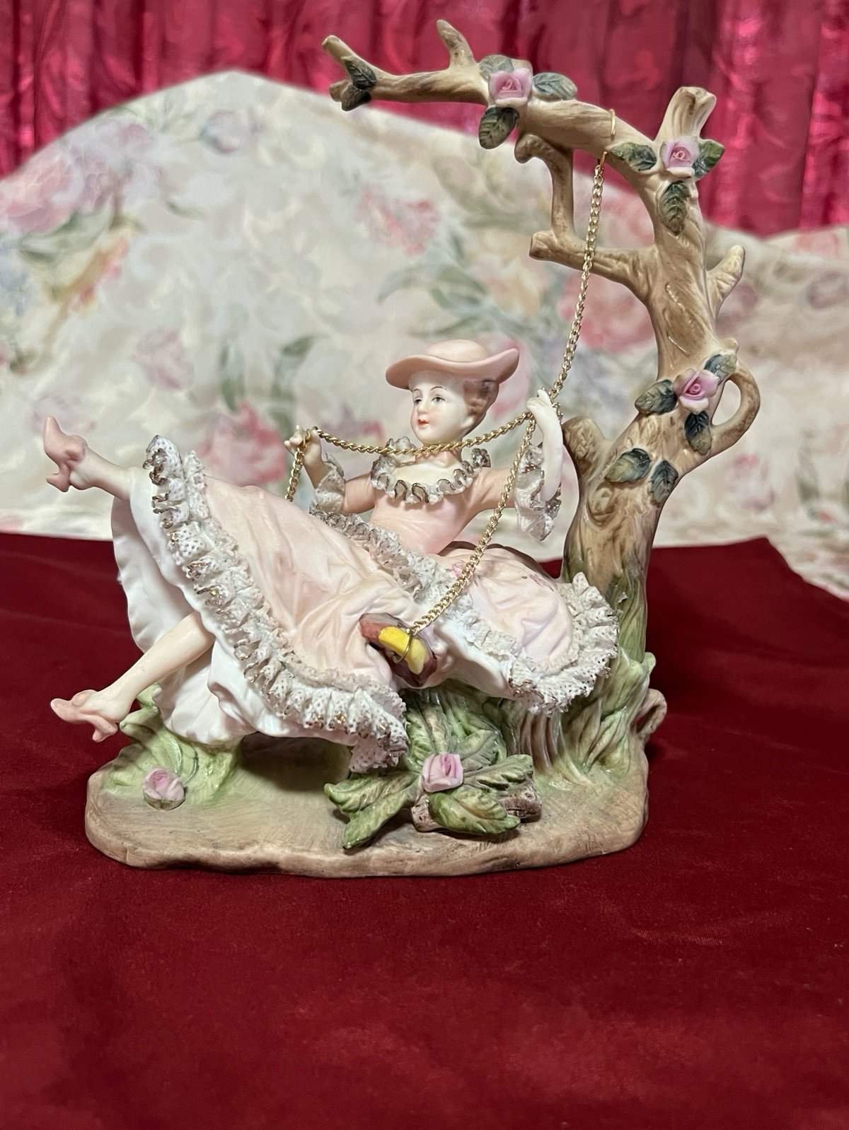 Figurine