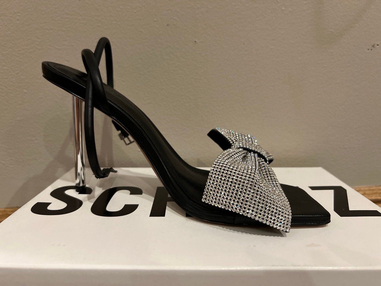 Schutz Mila Bow Ankle strap (New) size 10B