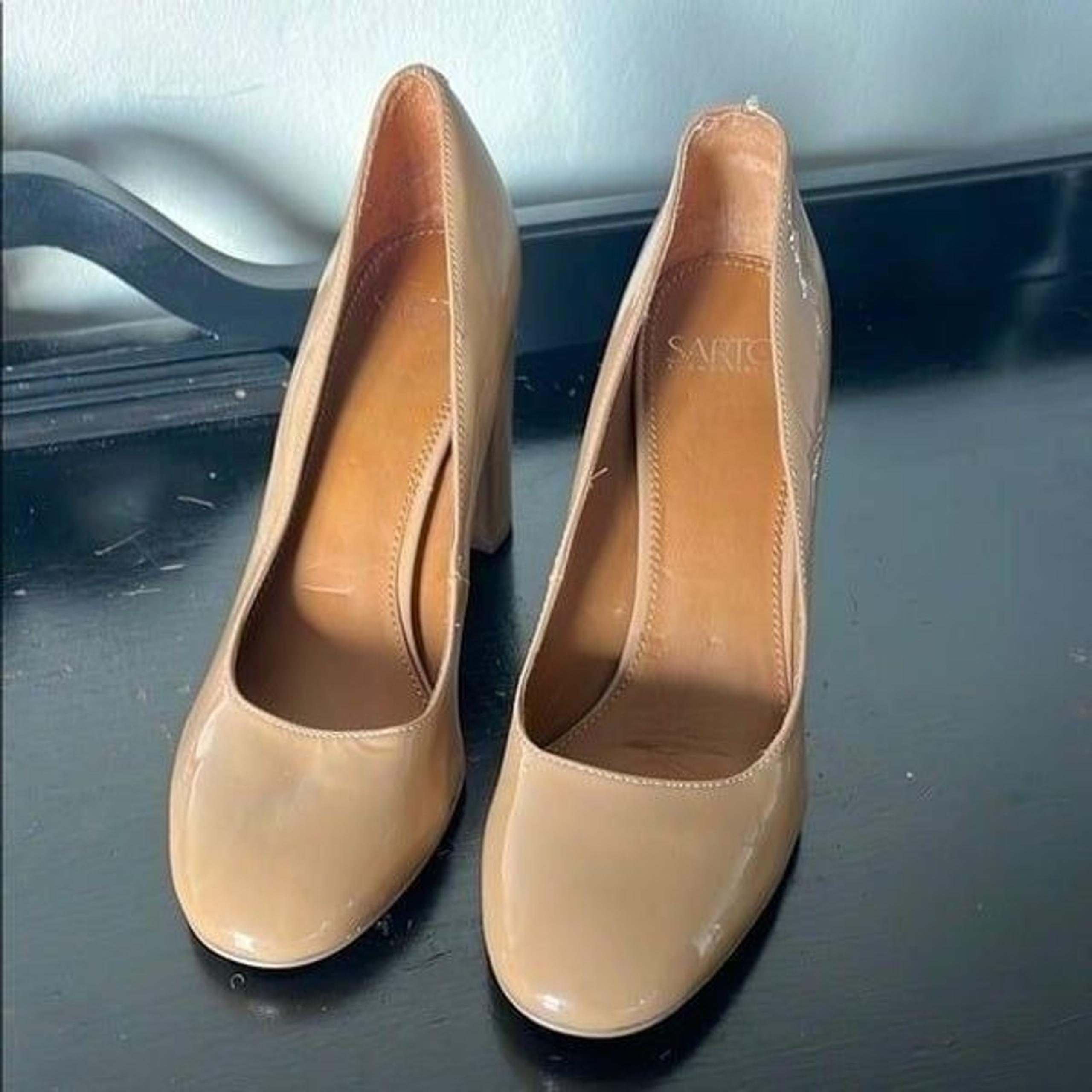 Franco Sarto Round Toe Nude PatentLeather Chunky