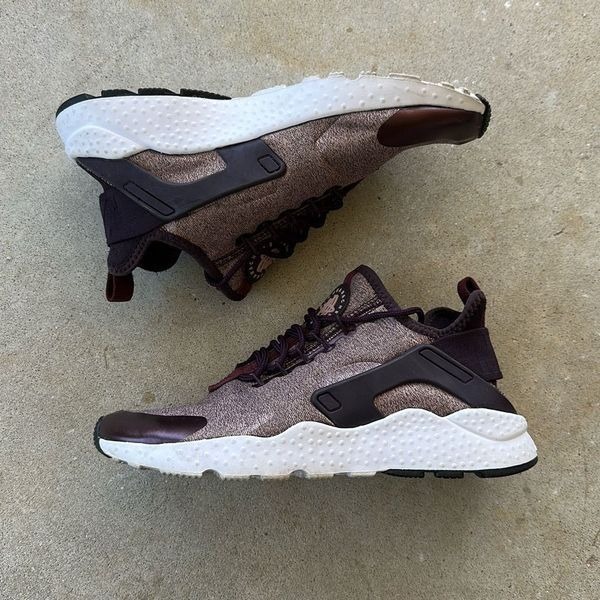 Nike Air Huarache Sneakers Port Wine Ultra Running Shoes Women’s Size 6.5