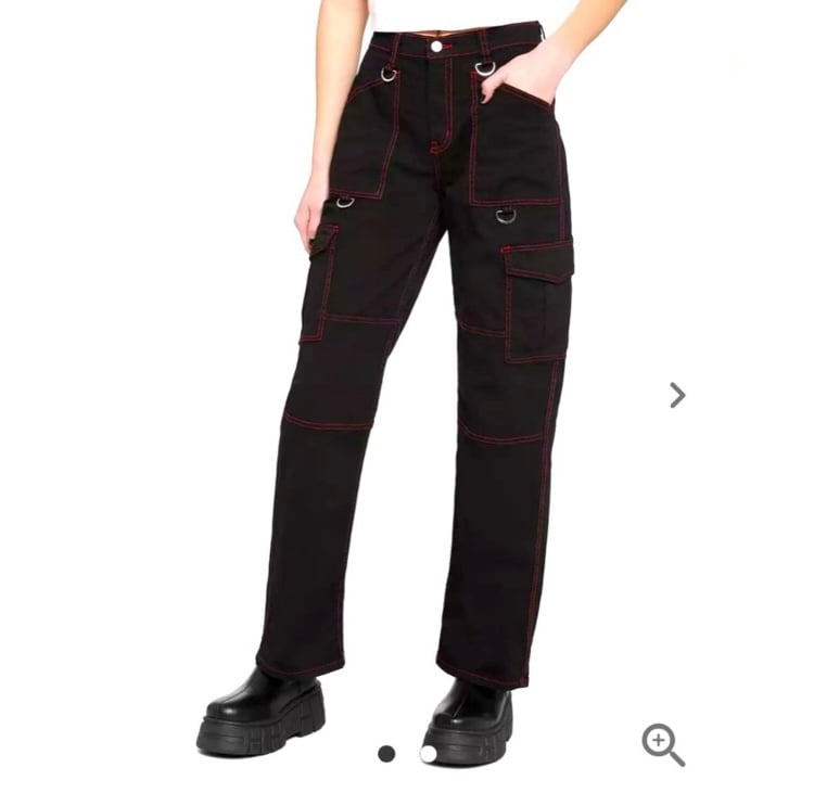 GOTH RED STITCH CARGO CARPENTER PANTS