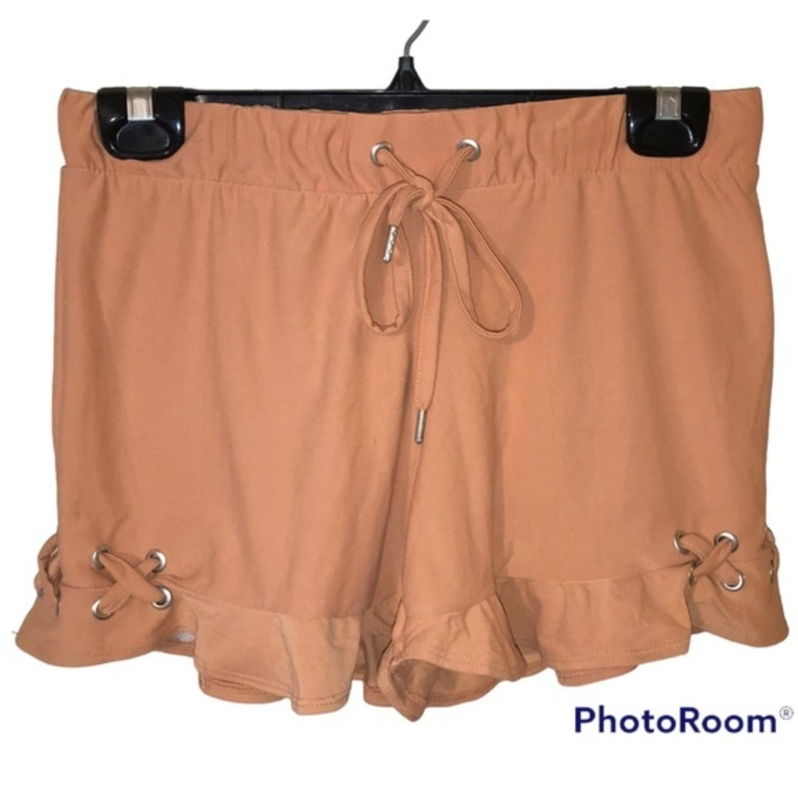 Derek Heart Size M Womens Ruffle Tie Shorts Stucco NEW NWT